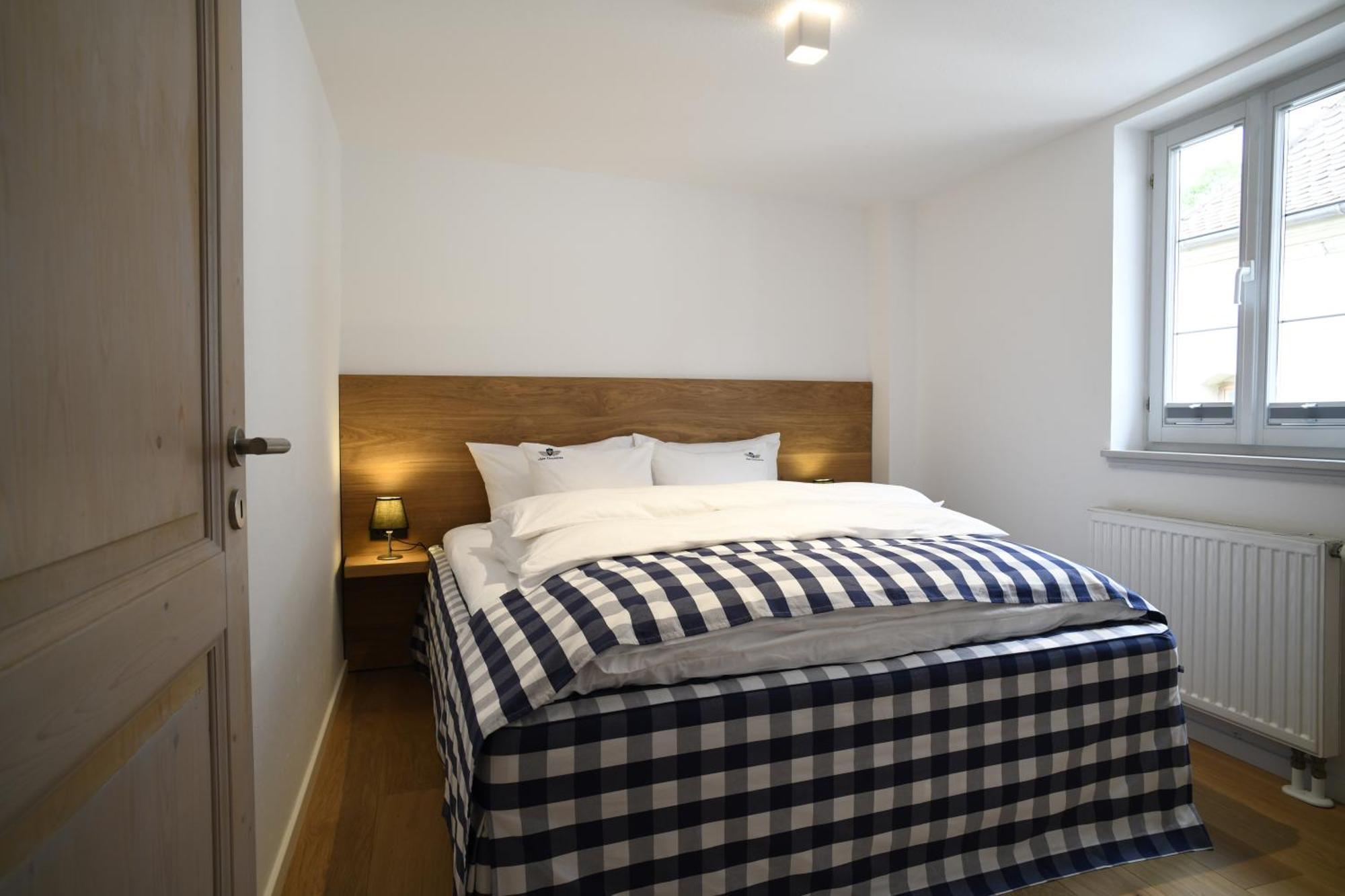 Haestens Boutique Biohotel - Chez Douverne Sommerach Room photo
